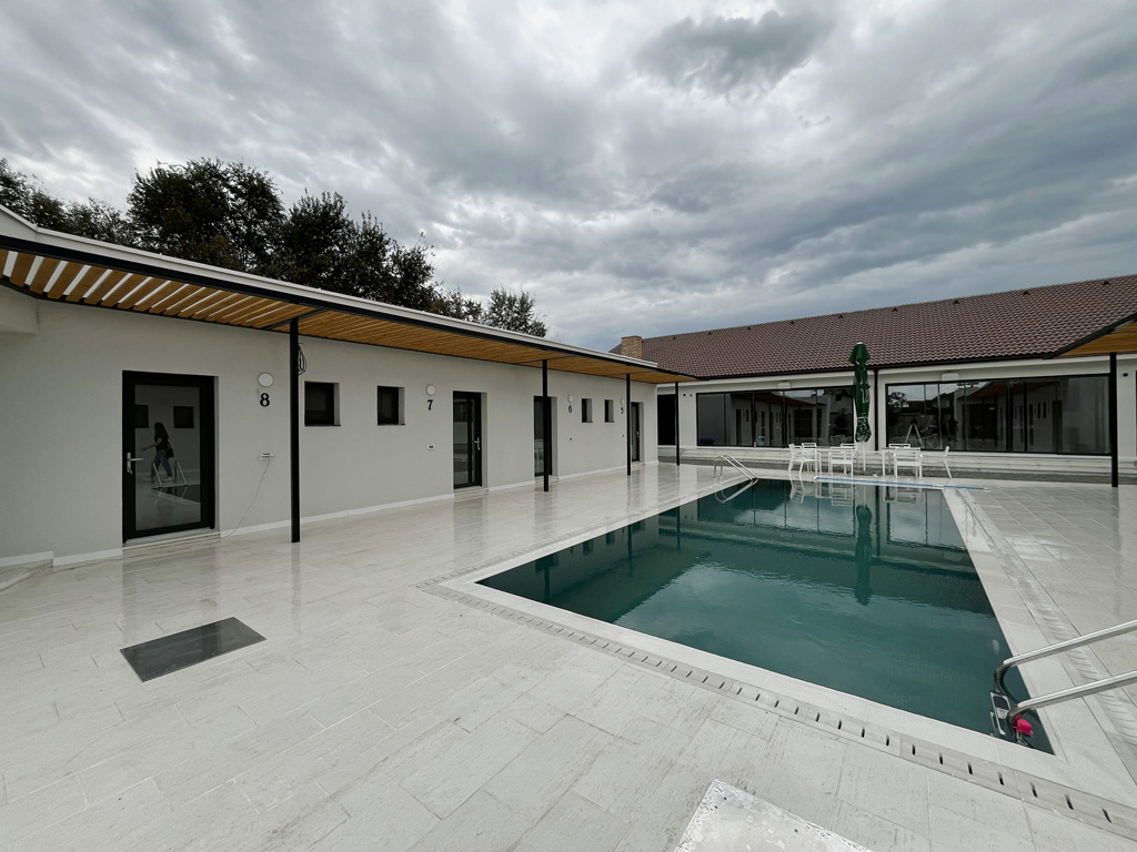 odagescu design pensiune poiana exterior 3