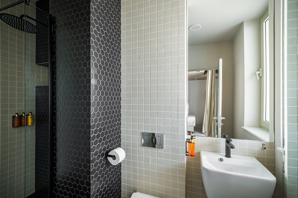 odagescu design tomis marina #702# 3